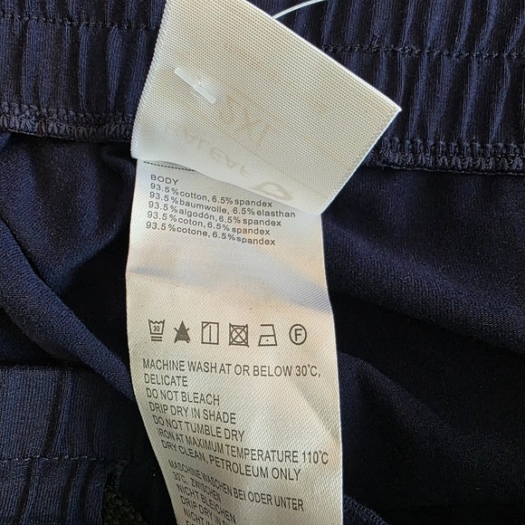 Baleaf Shorts Mens 2XL Navy Pockets Stretch‎ Running Gym - Picture 6 of 7